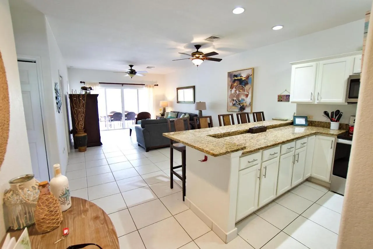 Holiday home 7 Up Condo At Kaibo Kai Driftwood Village Cayman Islands
