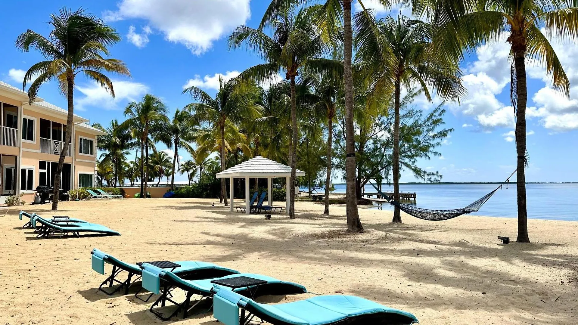 7 Up Condo At Kaibo Kai Driftwood Village Cayman Islands